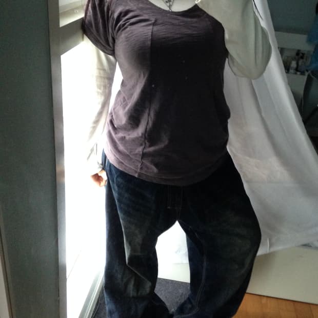 Grey puple puff tshirt