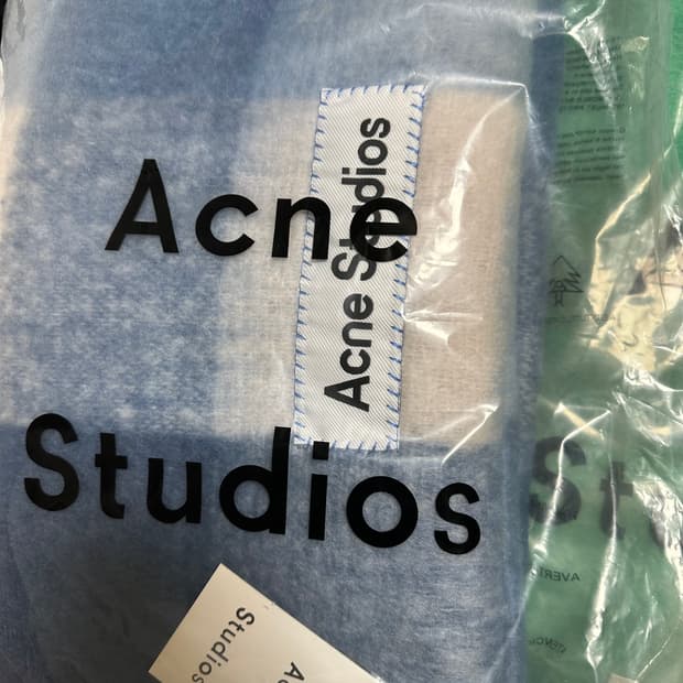 아크네 스튜디오 체크 모헤어울머플러 남여공용