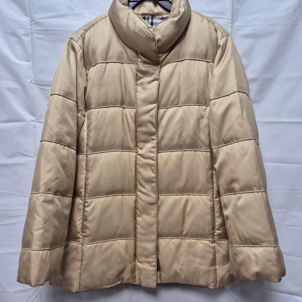 버버리 덕다운패딩