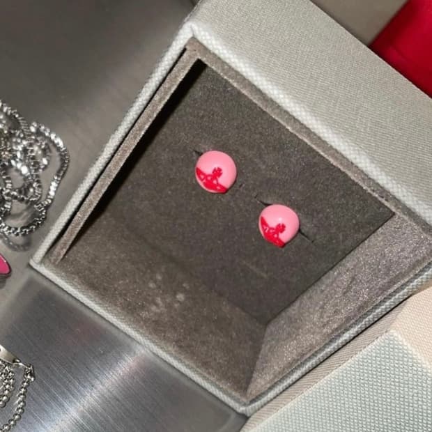 비비안웨스트우드 귀걸이 