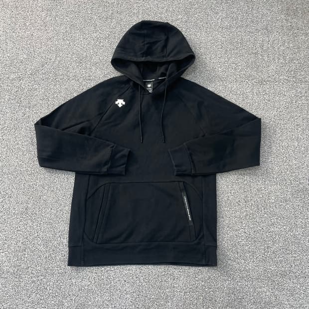 100 데상트 공용 스포츠 후드티 0303S1