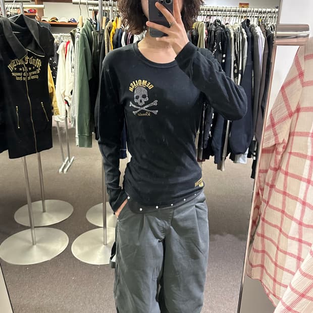 L)Japanese vintage 여성 스컬 큐빅 롱슬리브