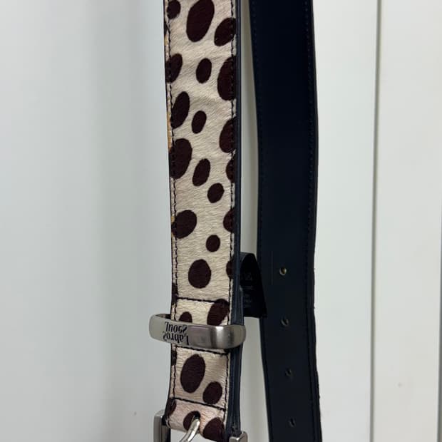 라브로스 카우 벨트