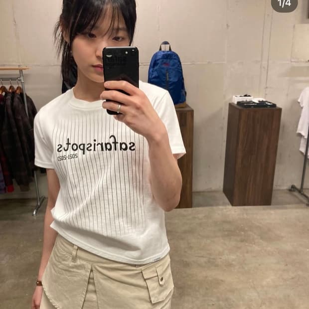 새상품 사파리스팟 매거진 티 화이트 우먼 1/2 2사이즈