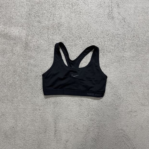 나이키 프로 브라탑 M