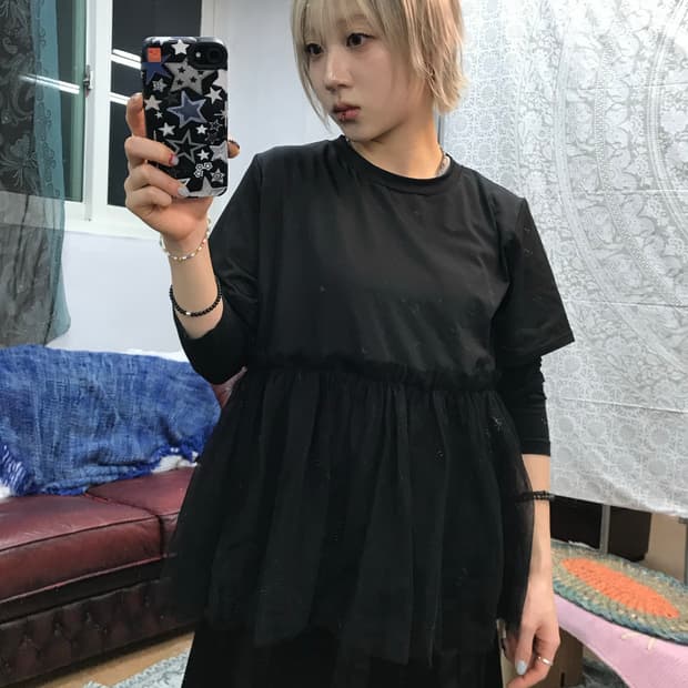 레이스 디테일 반팔 티 