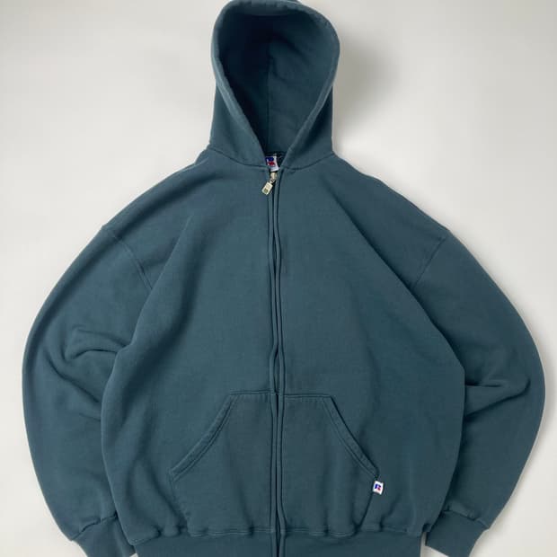 90s Russell Zip Up Hoodie (sage green)