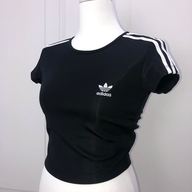 새상품 아디다스 3s 크롭티 크롭반팔 블랙