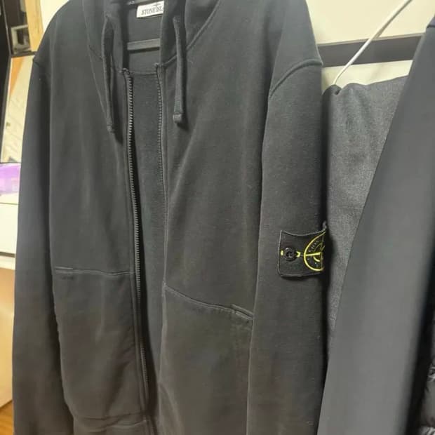 스톤아일랜드 후드집업