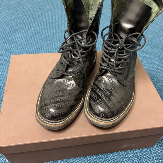 베트멍 x 처치스 워커 부츠 41사이즈