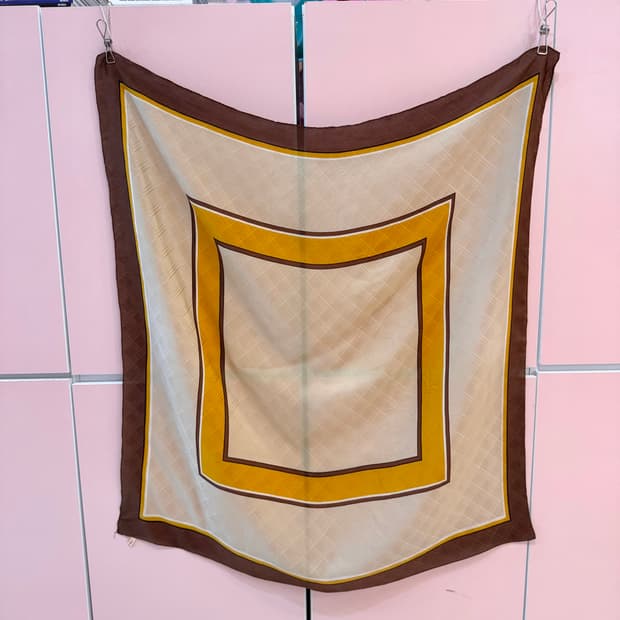 빈티지 스퀘어 패턴 스카프