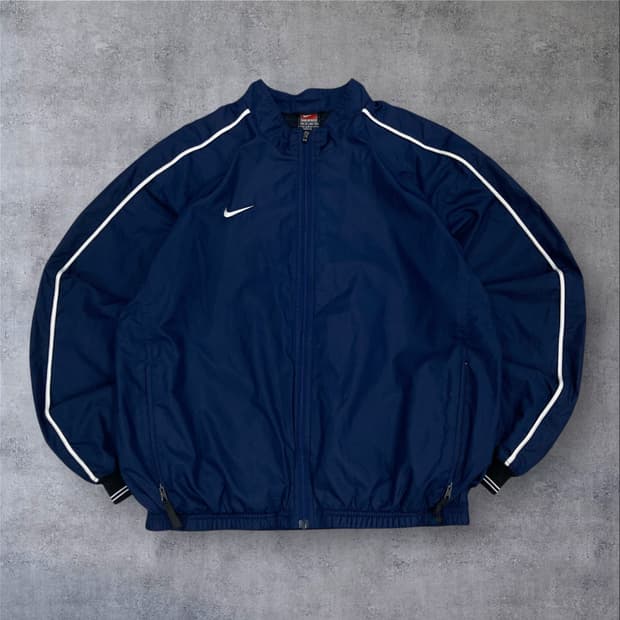 나이키 00s 네이비 컬러 스우시 스몰 로고 바람막이