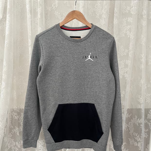 S) 나이키 조던 기모 맨투맨 그레이