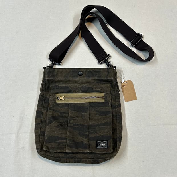 요시다 포터 타이거 카모 숄더백 크로스백 70주년 한정판 V8