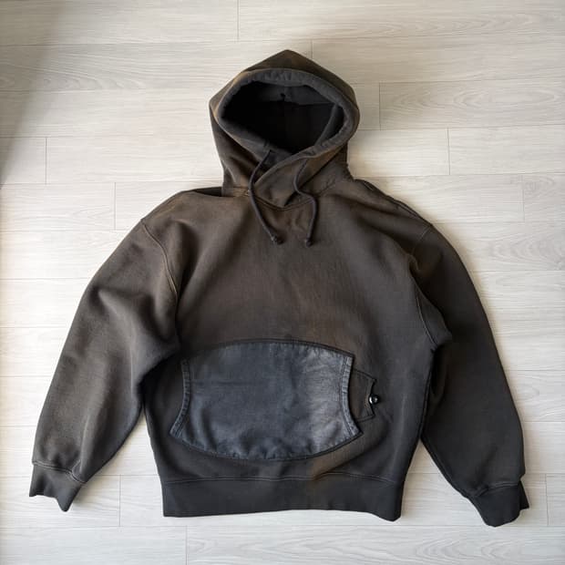 Yuremane “Overlock” Hoodie