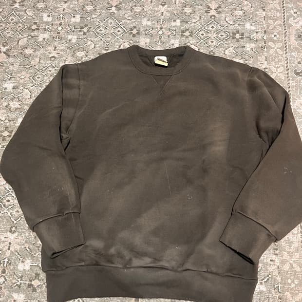 Khakis STAINED CREWNECK
