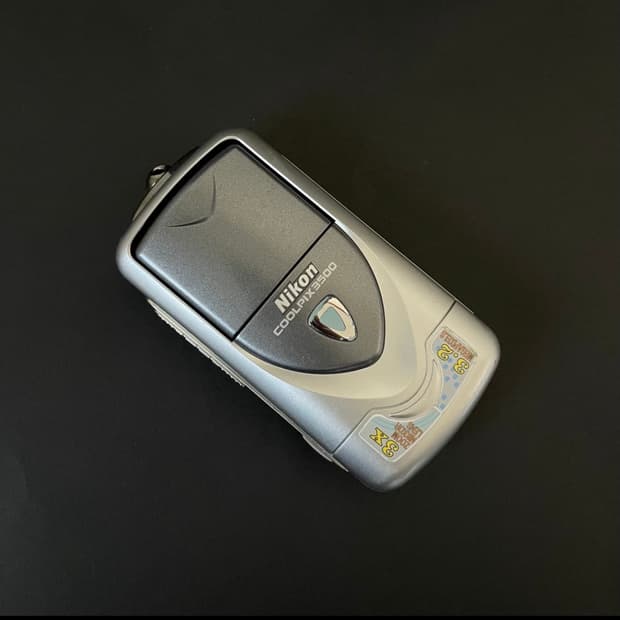 니콘 쿨픽스2500 nikon coolpix 2500 디카