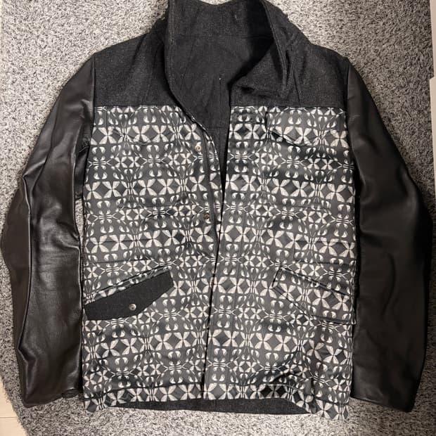 솔리드옴므 가죽배색자켓 100