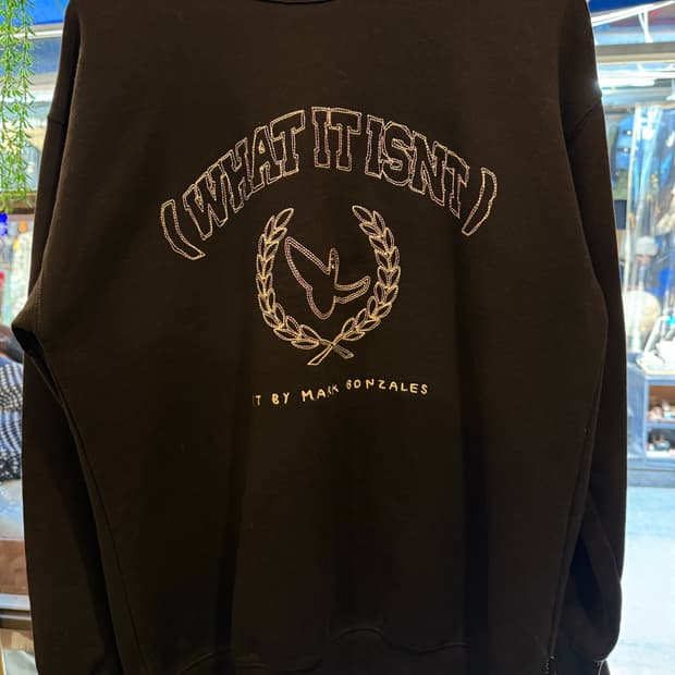 와키윌리 스티치 자수 맨투맨