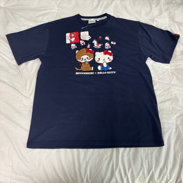 돈키호테 한정 몬치치 키티 반팔 티셔츠