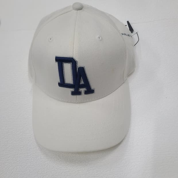 데상트 정품 흰색 DA 볼캡 모자