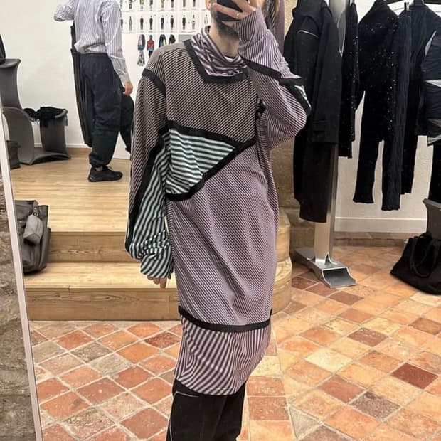 키코 코스타디노브 넥 게이터