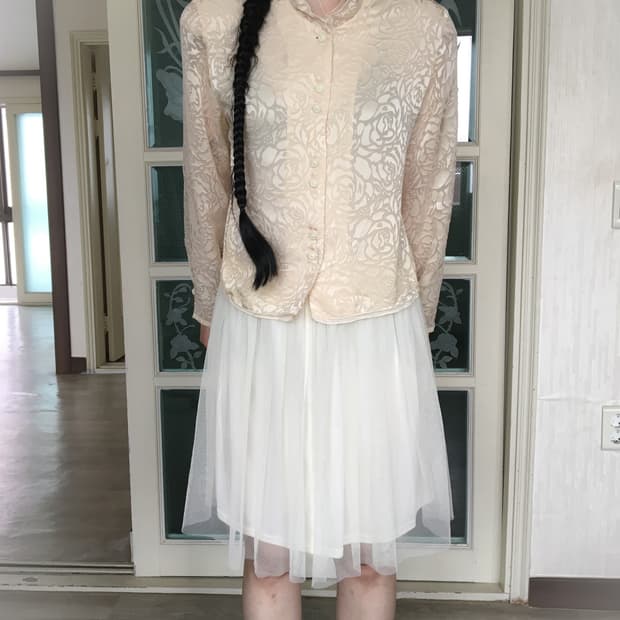 Flower pattern beige glossy jacket