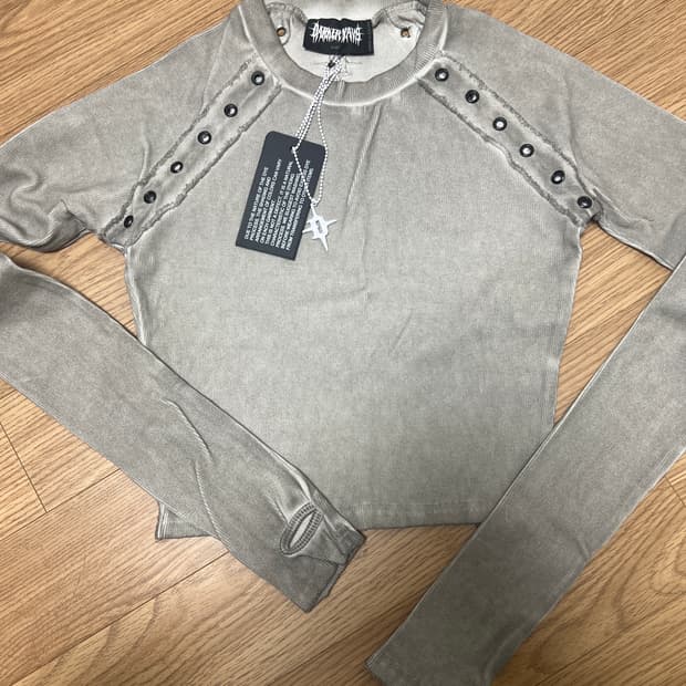 Dolls kill 크롭 워싱 롱슬리브