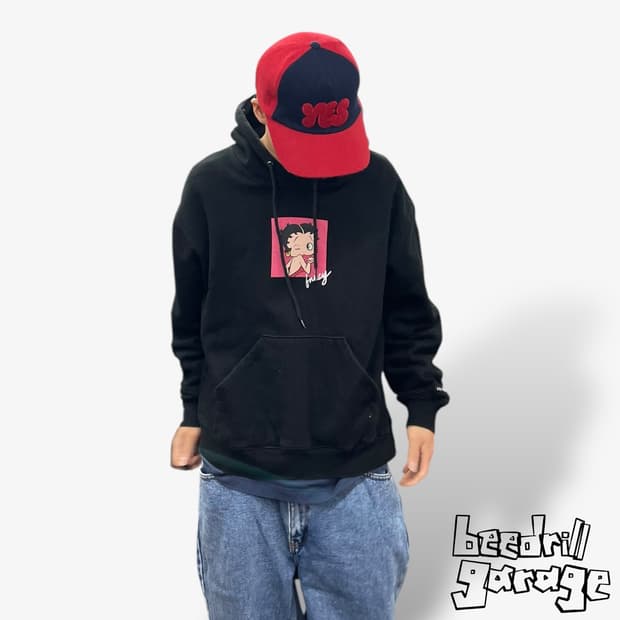 네스티킥 x 베티붑 블랙 후디