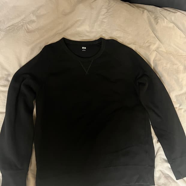 유니클로 맨투맨 스웻 블랙 L 새제품