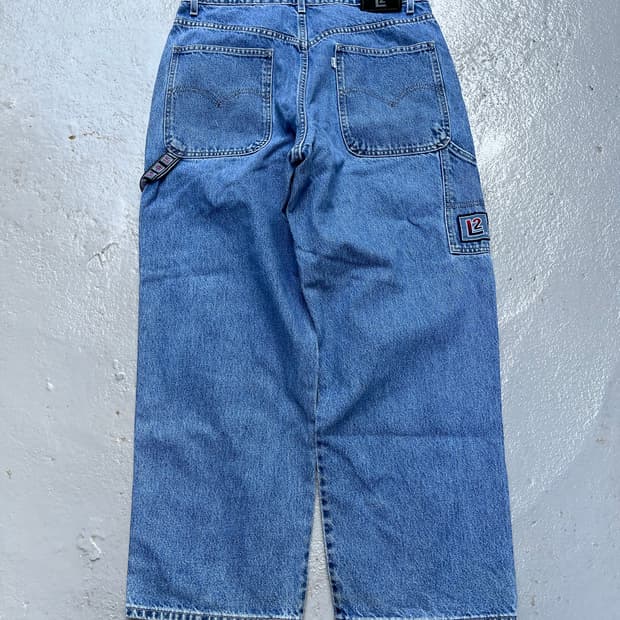 34) 1990s USA Levis L2 Jeans