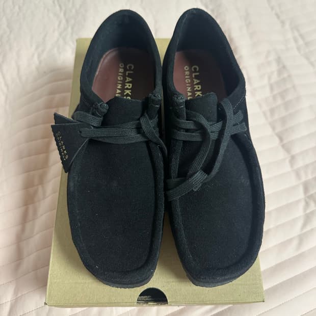 클락스 왈라비 블랙 uk9 43 사이즈