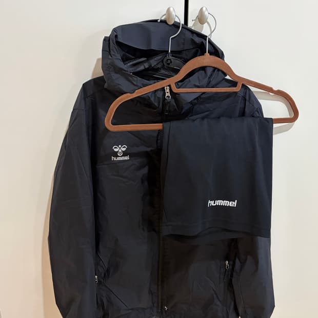 hummel 바람막이 자켓 + 반바지