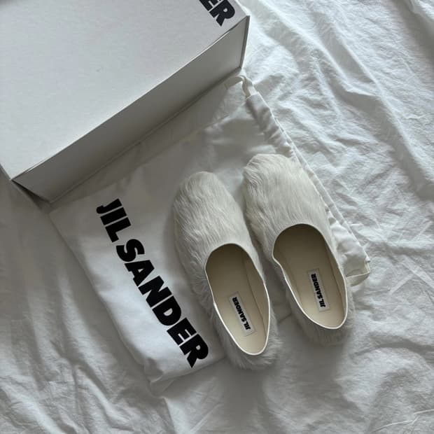 Jil sander 질샌더 카프 헤어 플랫 슬리퍼