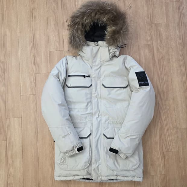 블랙야크 여성 엣지 다운 오리지널 고어텍스(최고급) 패딩 90