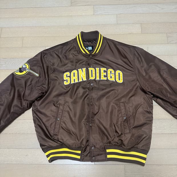 뉴에라 샌디에이고 스타디움 자켓 105 xl 24fw
