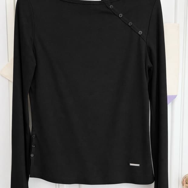 미세키서울 블랙 롱 슬리브