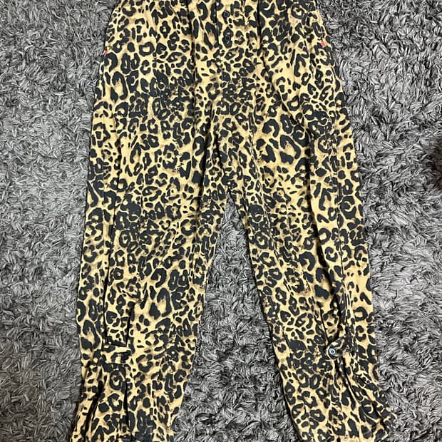 배드블러드 레오파드 팬츠