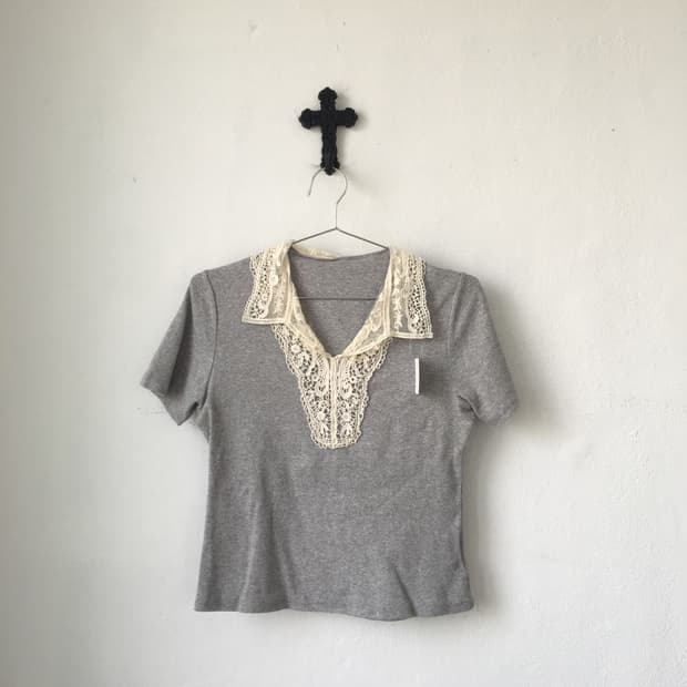 Crochet trimming t shirt