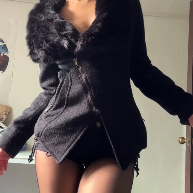 블랙 레빗퍼 집업 자켓