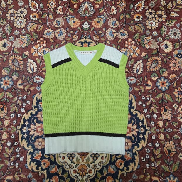 유니클로 x 마르니(UNIQLO x MARNI) 니트 베스트 (S)