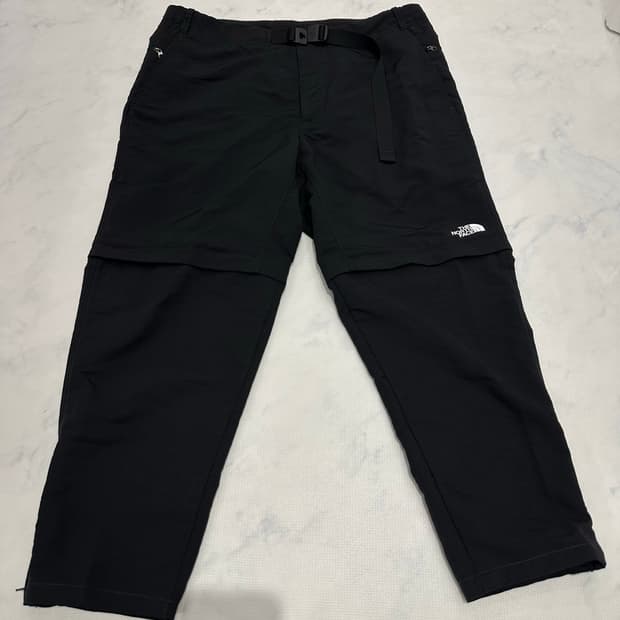 노스페이스 투웨이 컨버터블 팬츠 (반바지 변형 가능)