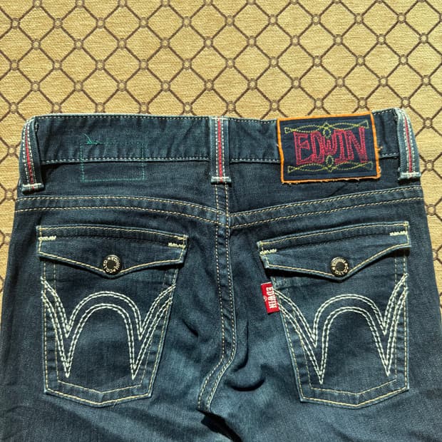 Edwin 패치 데님