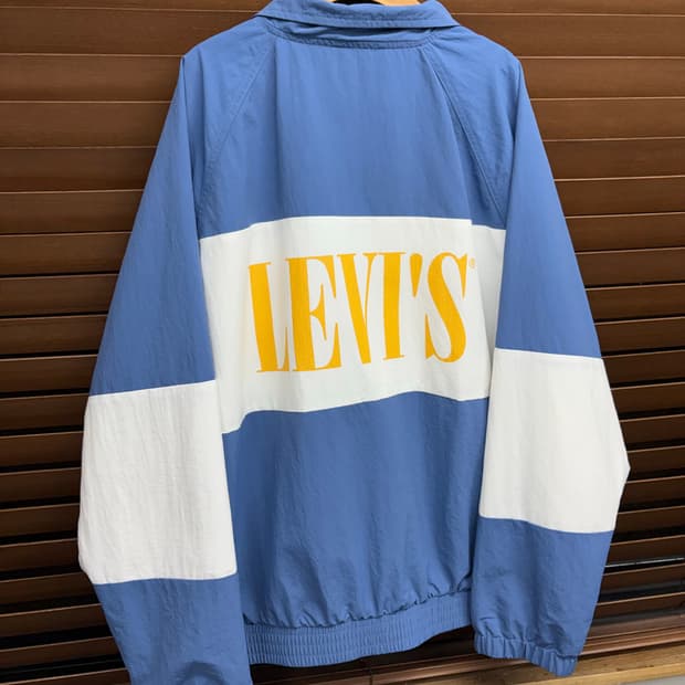 00s 리바이스 빈티지 올드스쿨 빅로고 바람막이 자켓