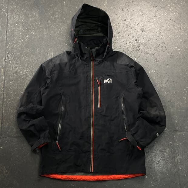 100 밀레 고어텍스 바람막이