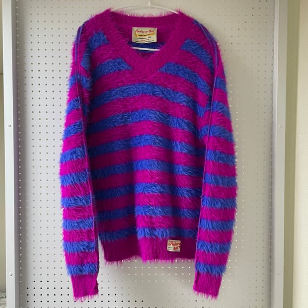 [xs] 앤더슨벨 스트라이프 헤어리 모헤어 브이넥 니트 핑크