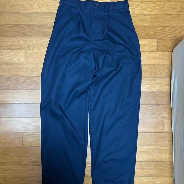 스투시 TWILL VOLUME PLEATED TROUSER 네이비