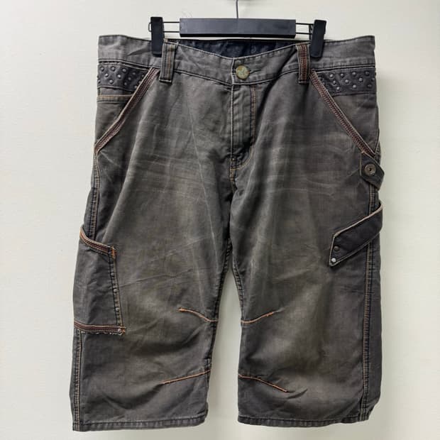 일본 레더 벨트 디테일 반바지