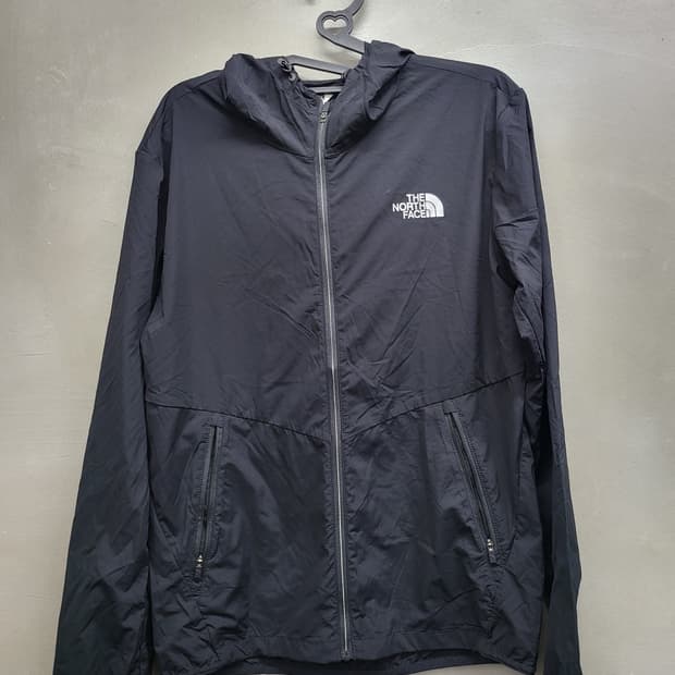 노스페이스 블랙 바람막이 후드집업