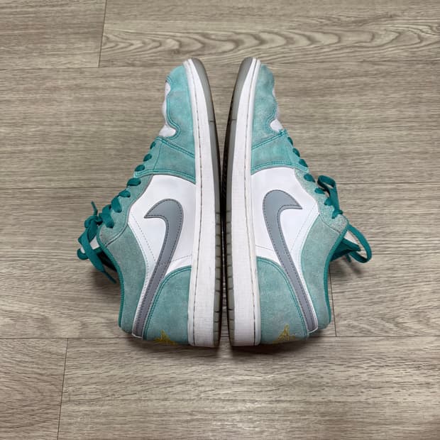 나이키 조던 1 로우 SE 뉴 에메랄드